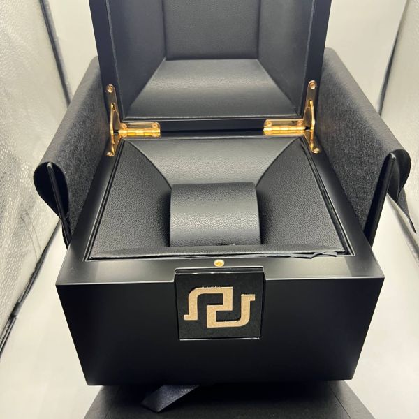 Коробка Roger Dubuis (210416)